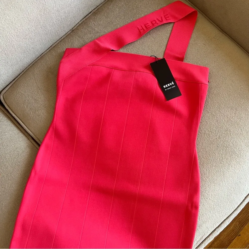 herve leger bandage asymmetrical strap CORAL RED mini dress size L - Image 4