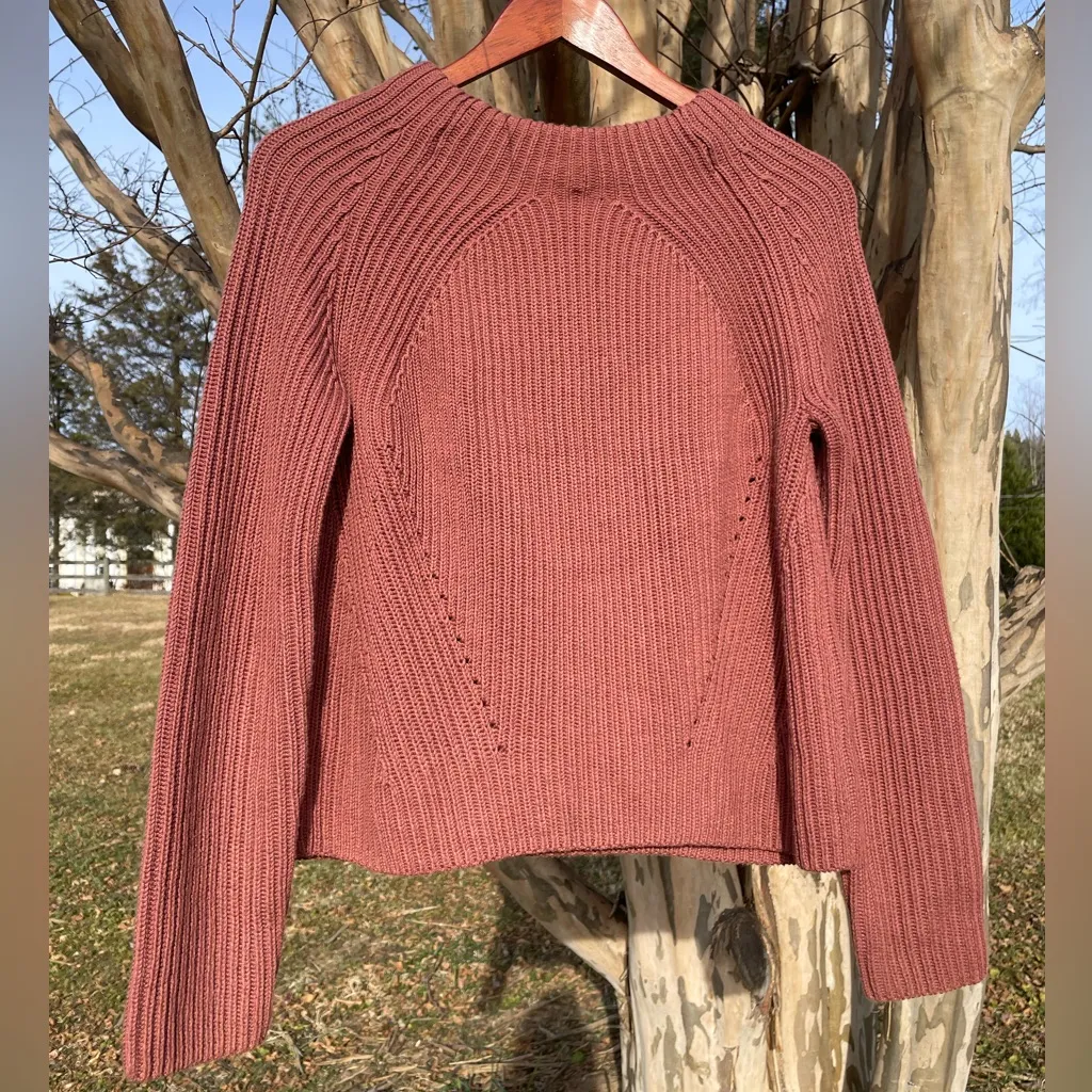 Athleta Dusty Rose Crew Neck Cotton Blend Knit Sweater Athleisure Cabincore Cozy - Image 2