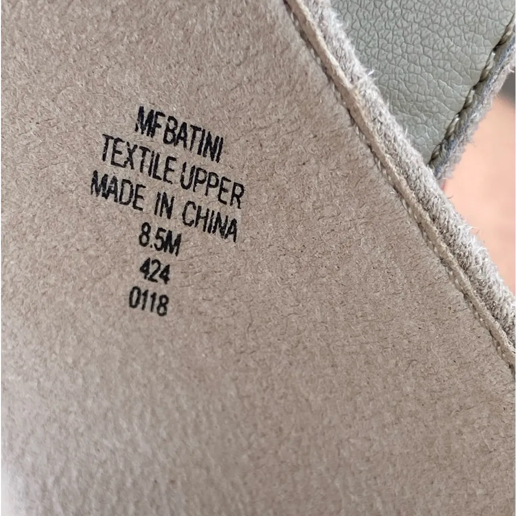 Marc Fisher BATTINI wedge sandals - Image 6