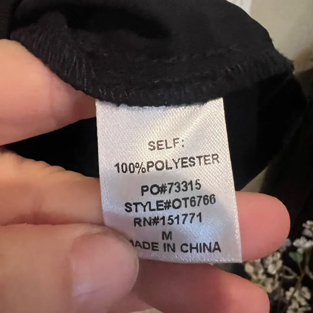 🌼Gilli black button down loose blouse Size M - Image 3