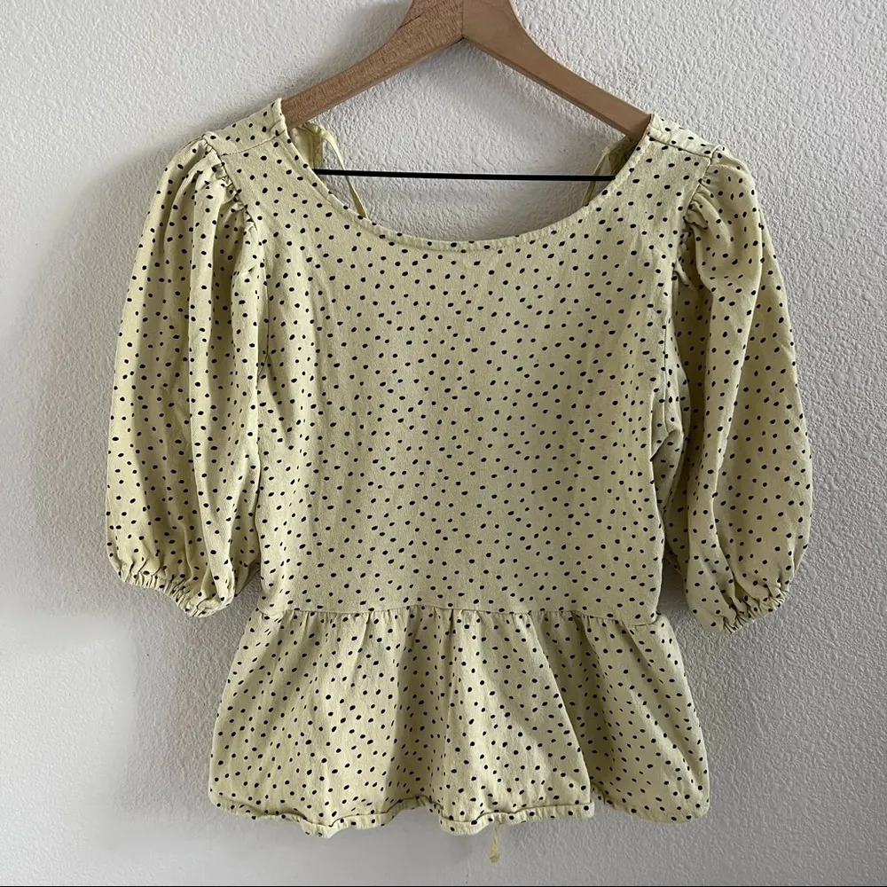 Urban Outfitters Pale Yellow Polka Dot Tie Open Back Peplum Top Large - Image 3