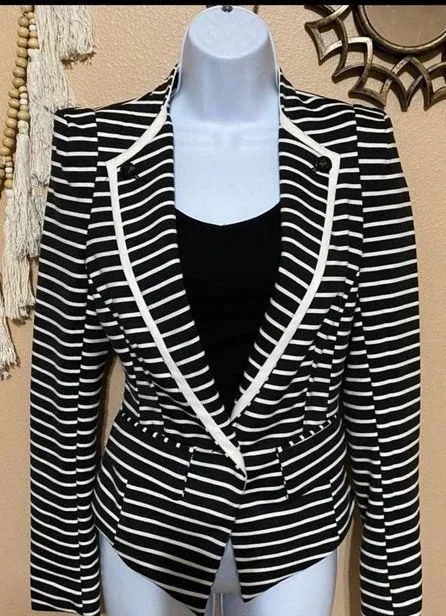 Blazer - Image 2