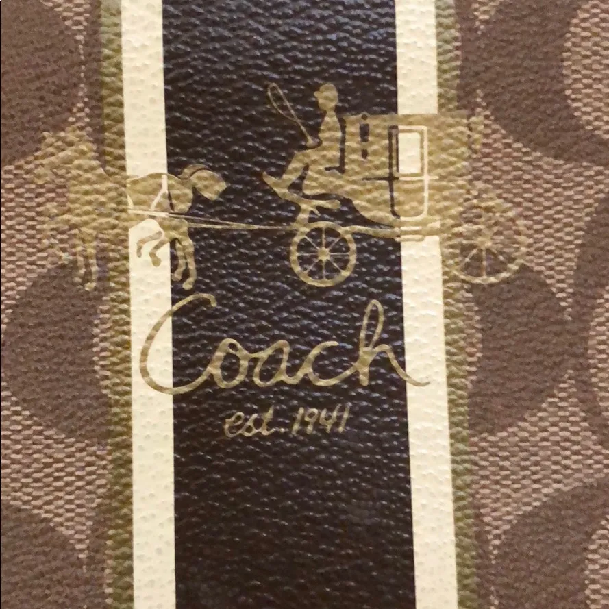Vintage Coach Horse and Carriage Print Brown and Gold Wristlet - Image 3