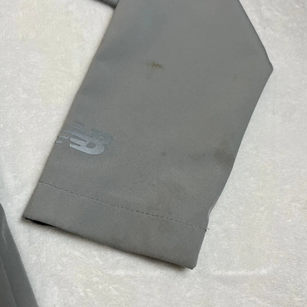 New Balance Women's Soft Shell Zip Up Jacket with Hood Size Large **FLAWED** - Image 11