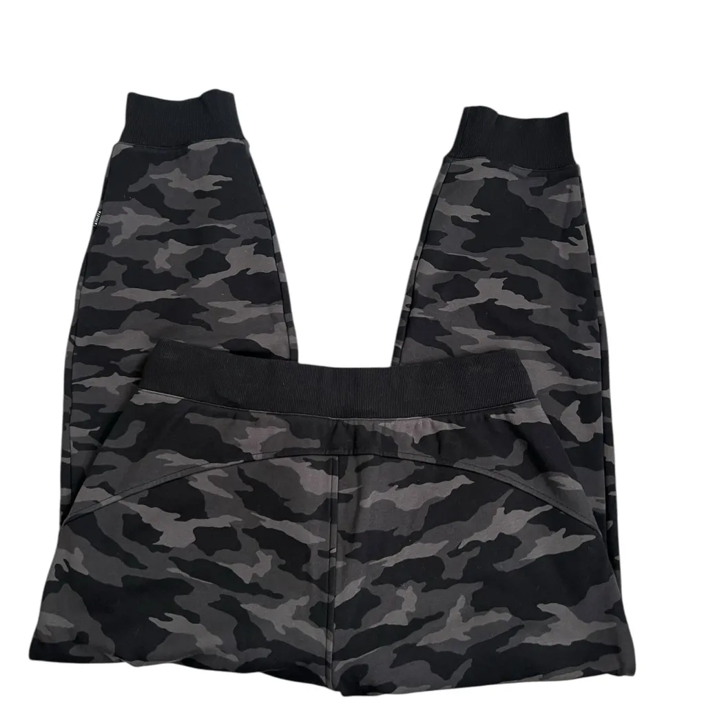 Athleta Triumph Jogger - Image 10