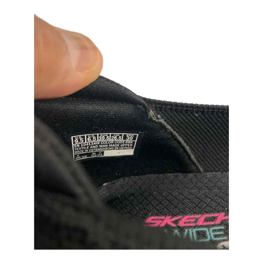 SKECHERS Women's Size 9.5
Wide Fit Air-Cooled Memory Foam Black Slippers 104134W - Image 9