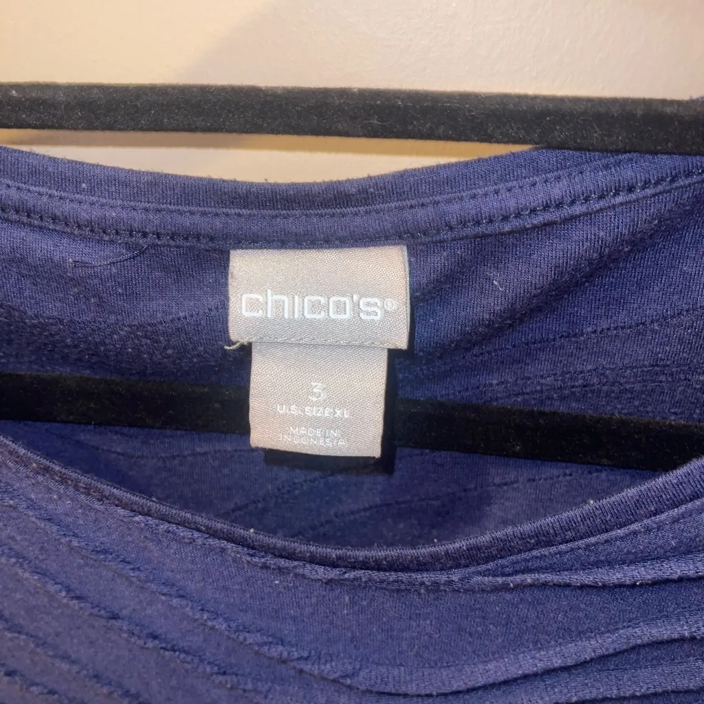 Chico's Deep Navy Blue Knit Top textured shirt tee woman’s size XL EUC - Image 3