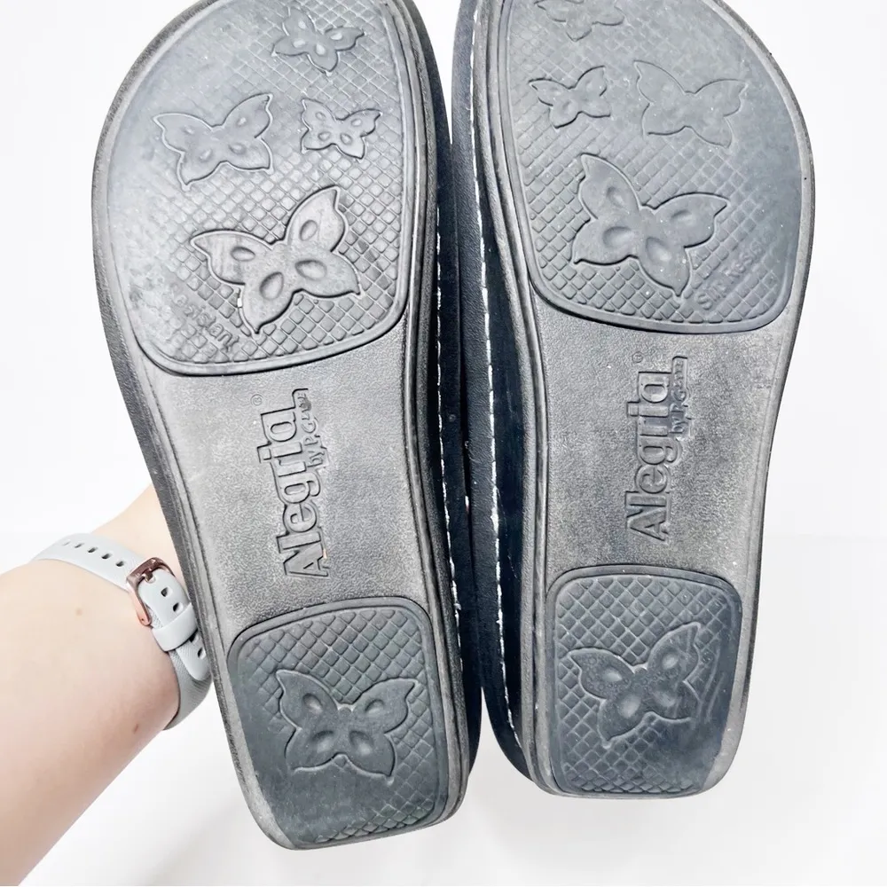 Alegria Debra Black Embossed Comfort Shoes Size 36 Women’s 5 - Image 4