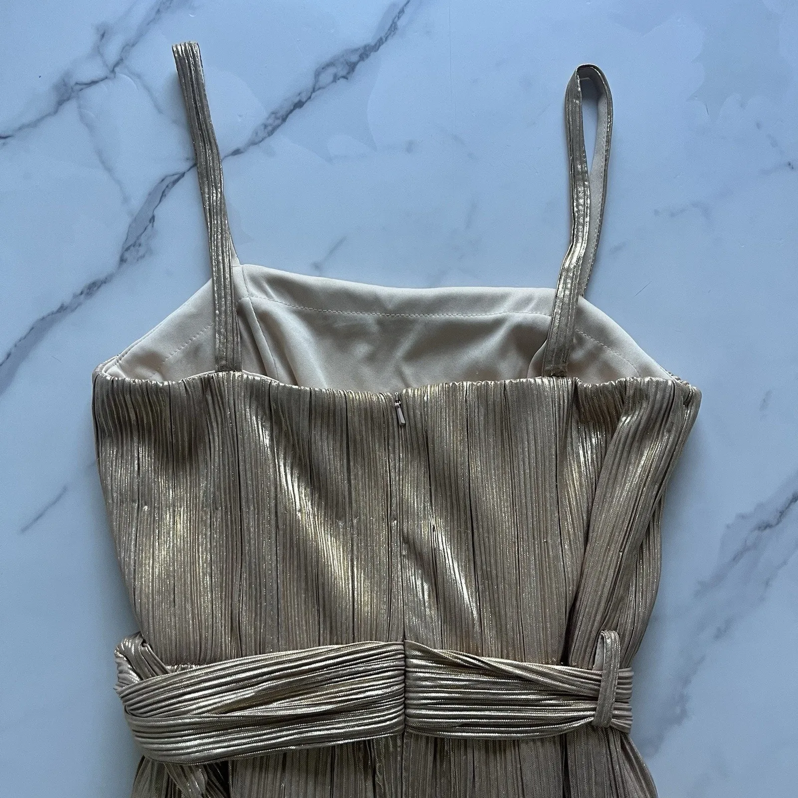 IEENA X Mac Duggal Pleated Tiered Midi Dress Gold Size 6 Gala Formal Chic Attire - Image 8