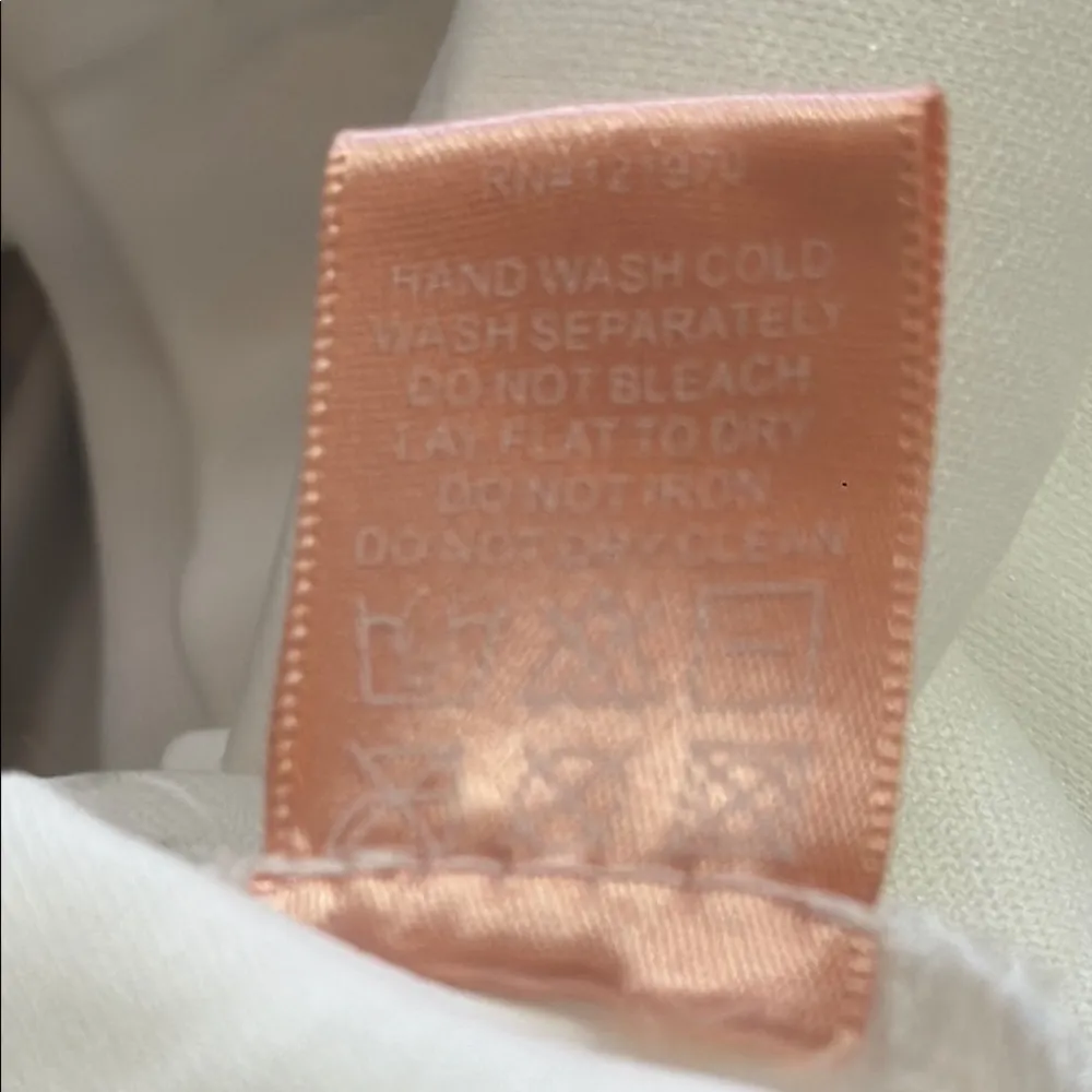 White Tiered Eyelet Dress with Tie Closures Size Medium - Image 12