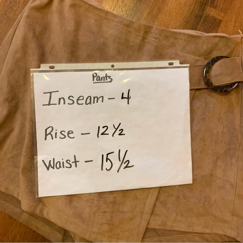 Hem & Thread NWT Large Camel Wrap Skorts with Suede Texture and Tortoise Buckle - Image 8