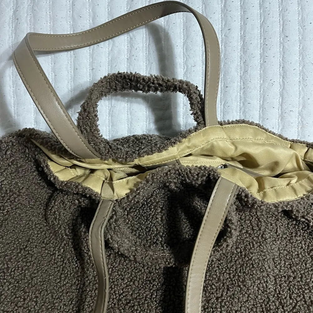 Brown Lucky Brand Tote Bag - Image 8