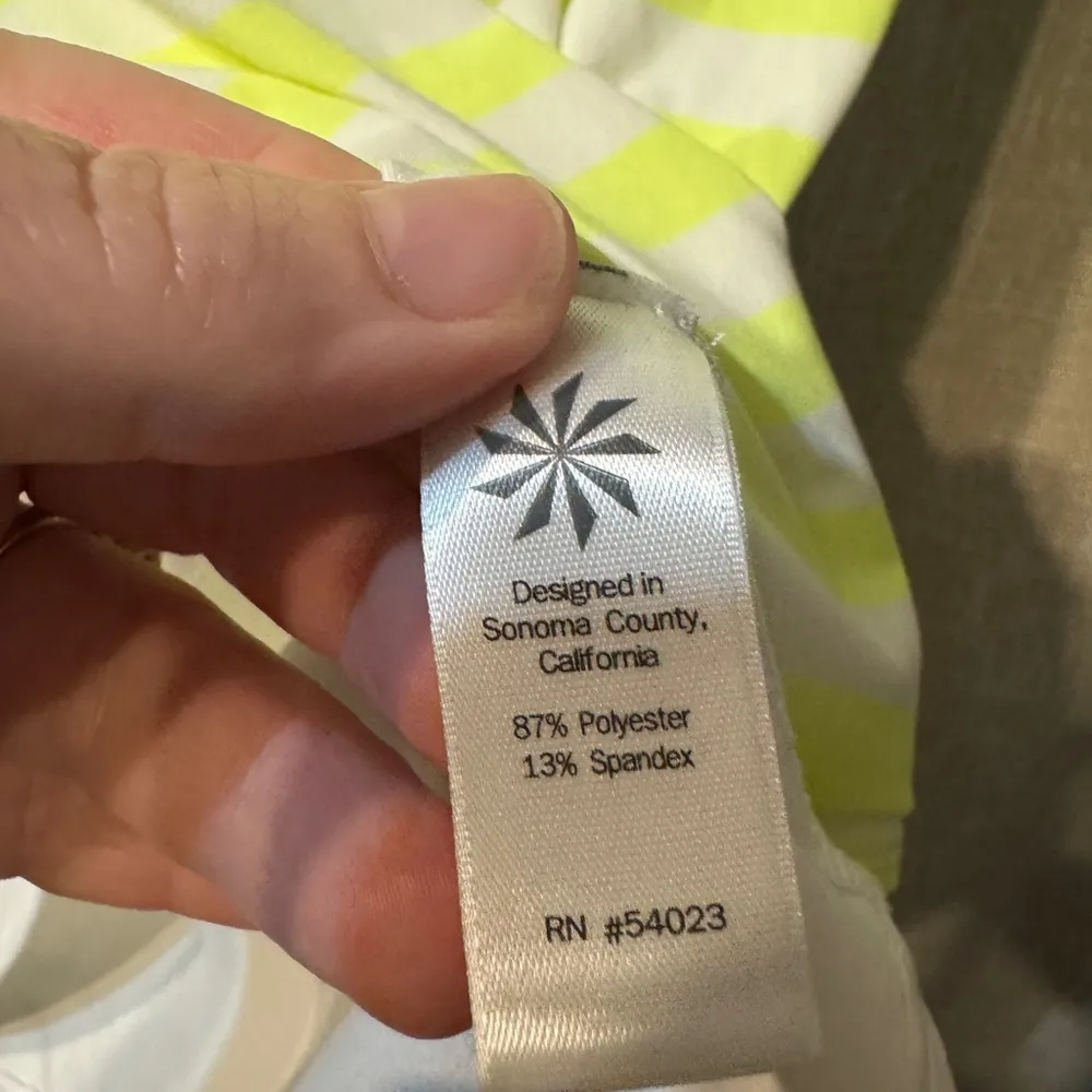 ATHLETA Ocean Stripe Chi Muscle Tank-Medium-Neon Yellow Striped NWOT - Image 3