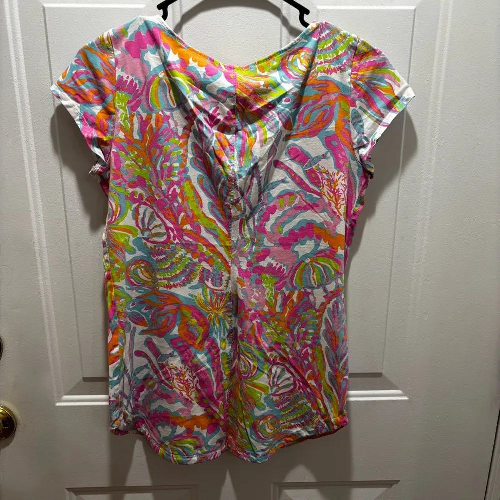 Lilly Pulitzer Scuba to Cuba short sleeve T-shirt, size M​ - Image 3