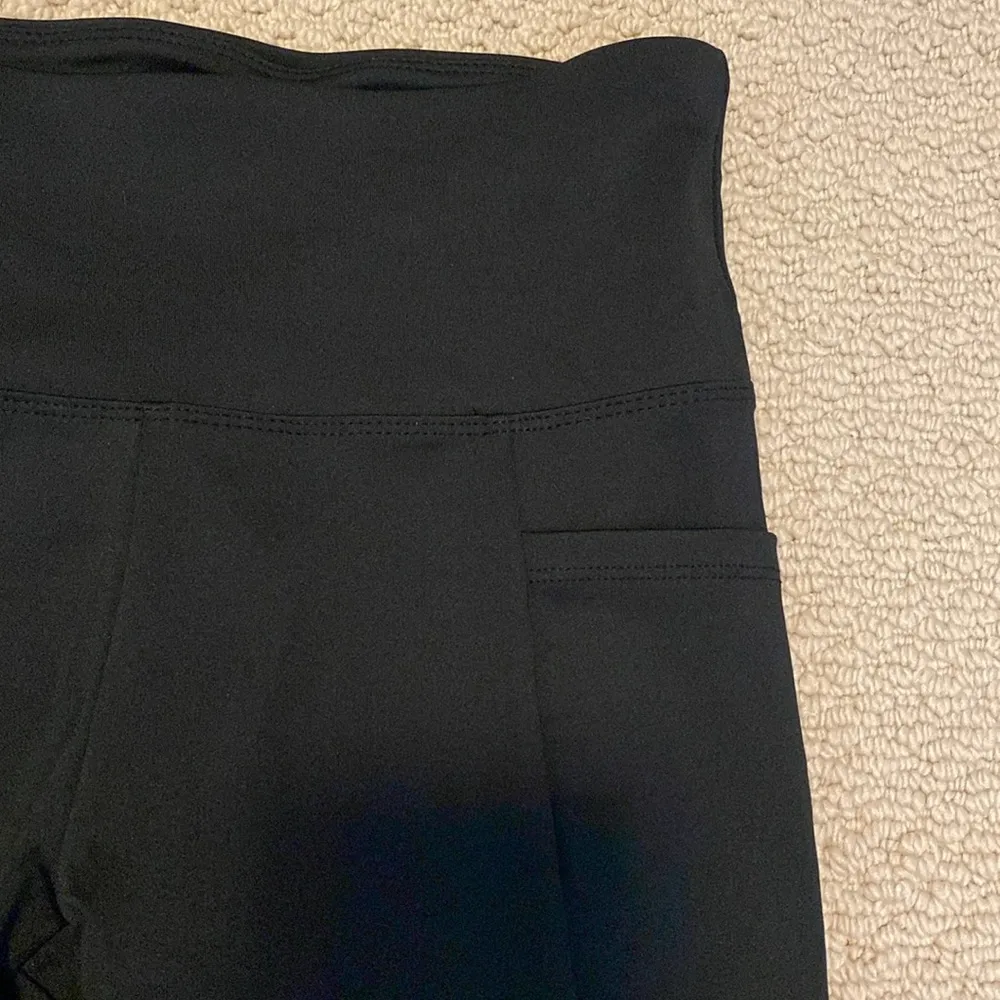 Bally Total Fitness Women’s Teen Size Small Black Athletic Workout Shorts - Image 2