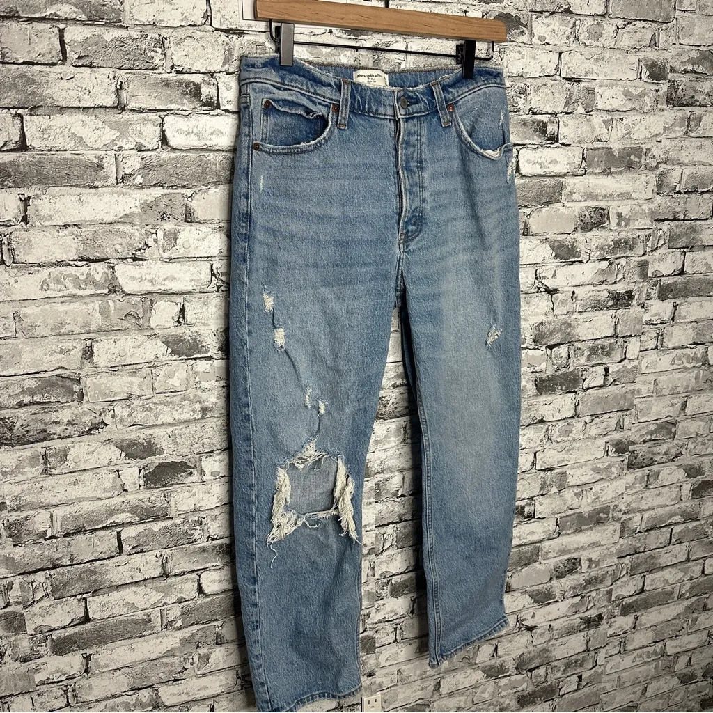 EUC Abercrombie & Fitch The Dad High Rise Straight Leg Jeans Size XS/6/28 Waist - Image 2