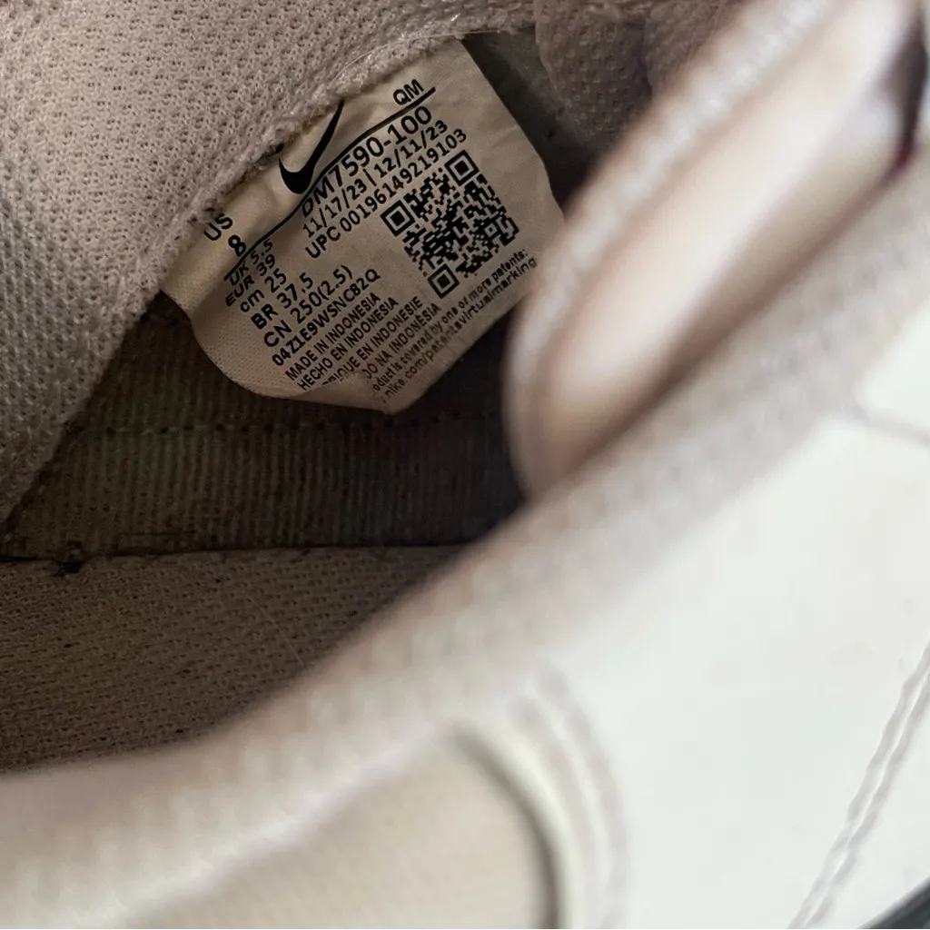 Nike Court Legacy Lift Platform Sneakers Size Womens 8 White - Image 7