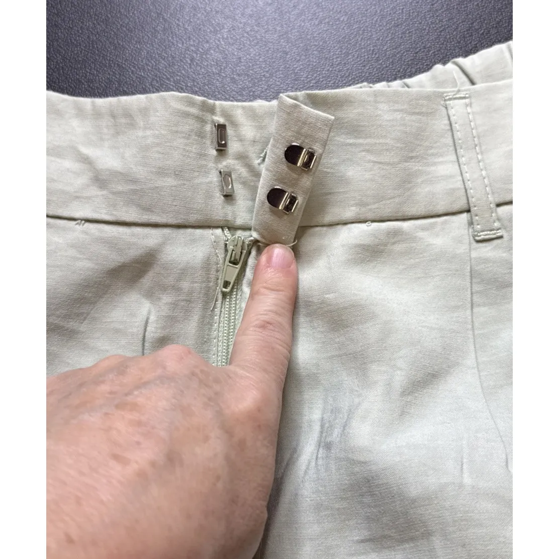 Zara Womens Small Mint Green High Waisted Shorts 2.5" Inseam Pockets Preppy - Image 5