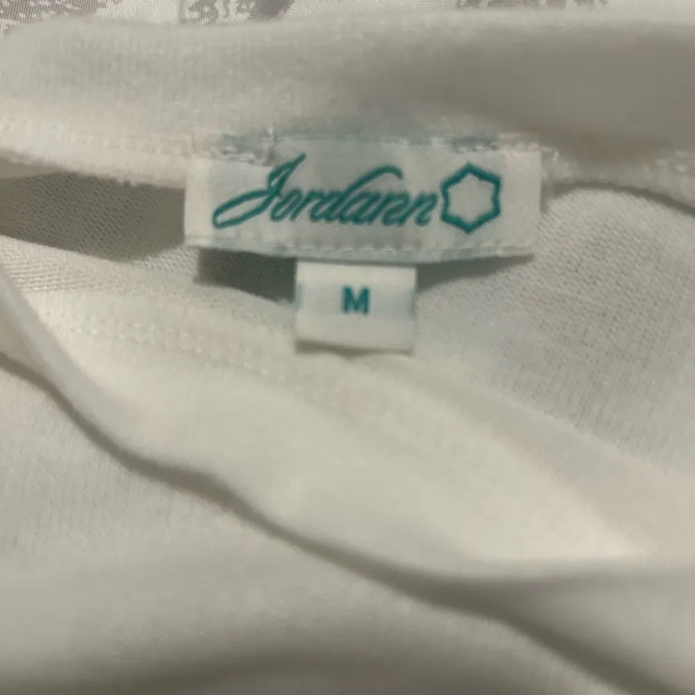 Super cute fall top size medium brand new - Image 3