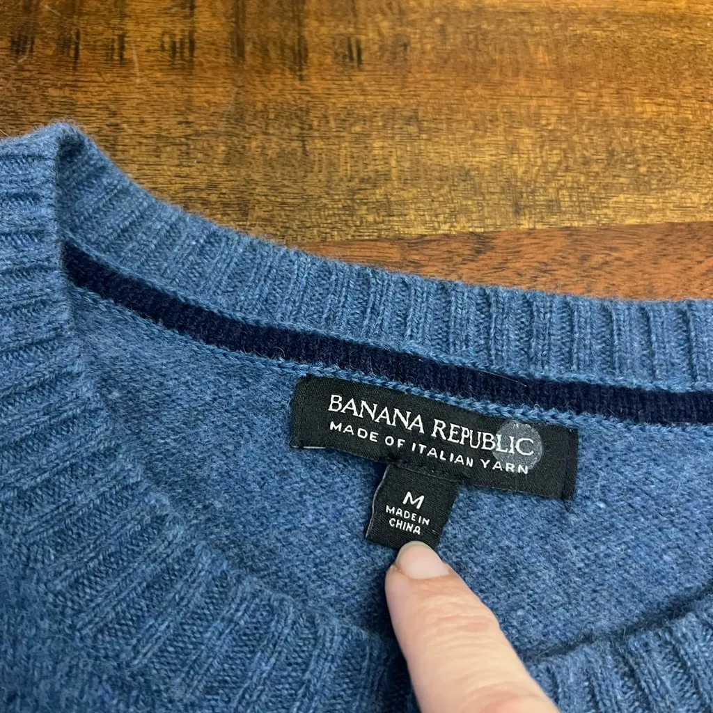 Banana Republic Merino Wool Crewneck Sweater Blue Size M Italian Yarn - Image 2