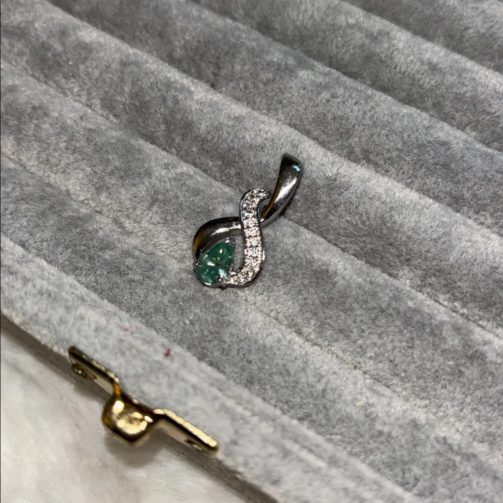 Beautiful aquamarine gemstone S925 stamped pendant White Diamond 1ct gemstone - Image 3