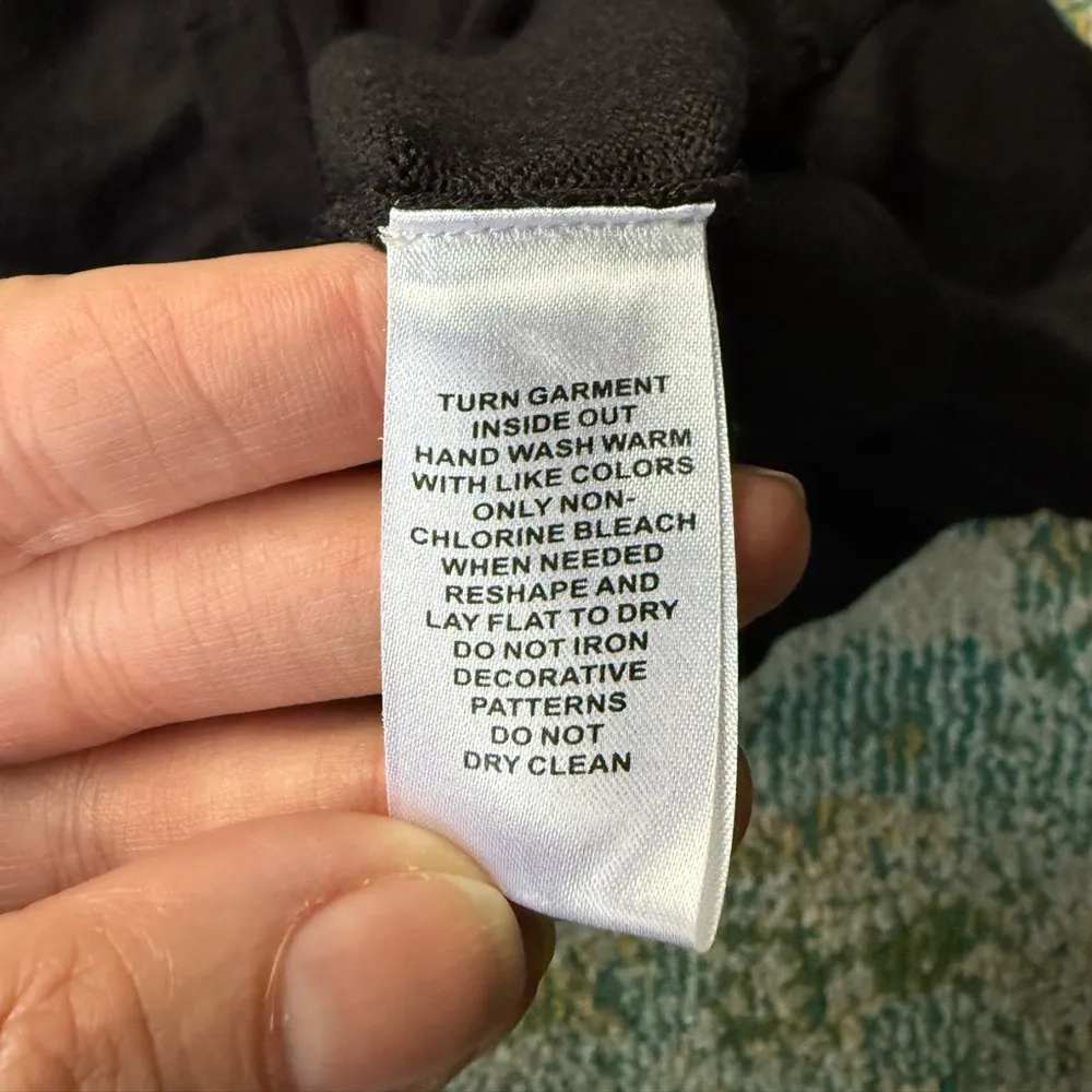 Vintage Designers Originals Luxelon sequin trim sweater, size medium Black - Image 7