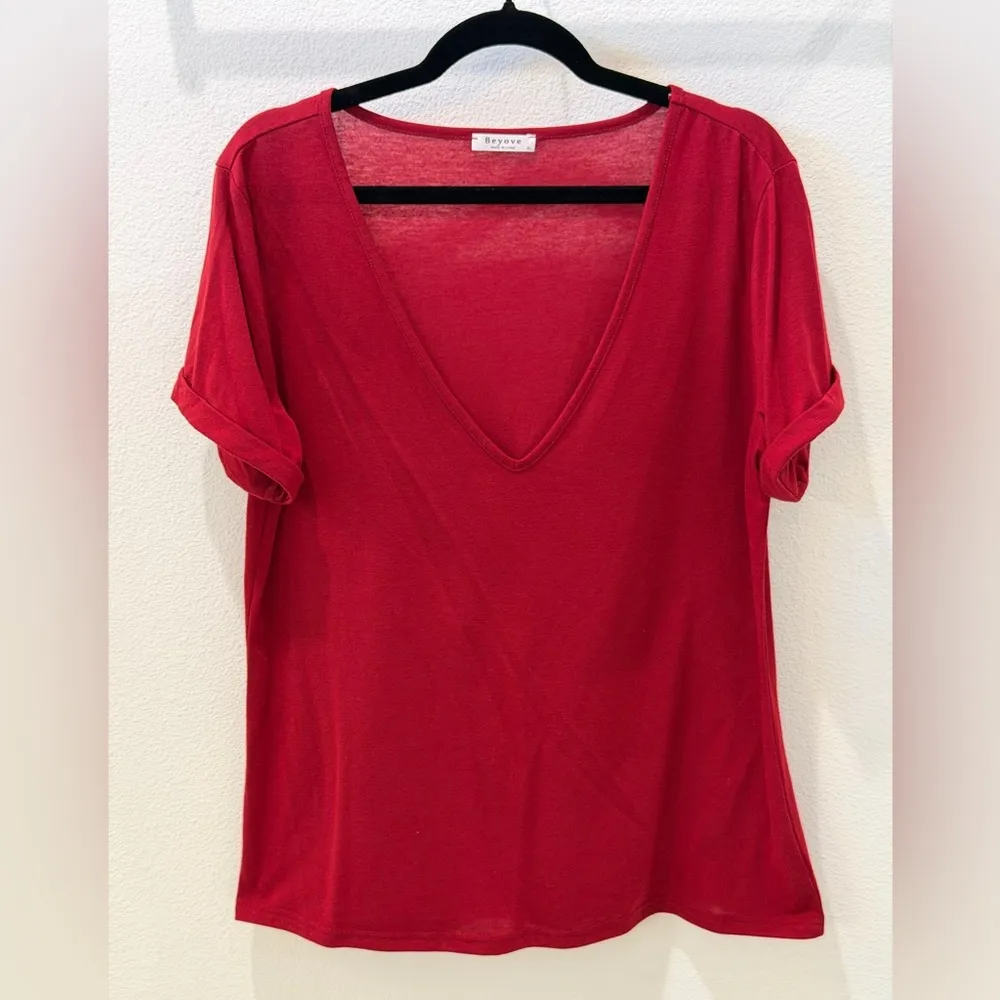 Maroon Deep V - Image 5