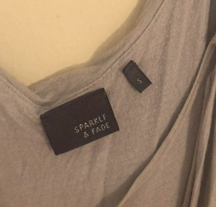 Gray Flowy Tank Top - Image 5