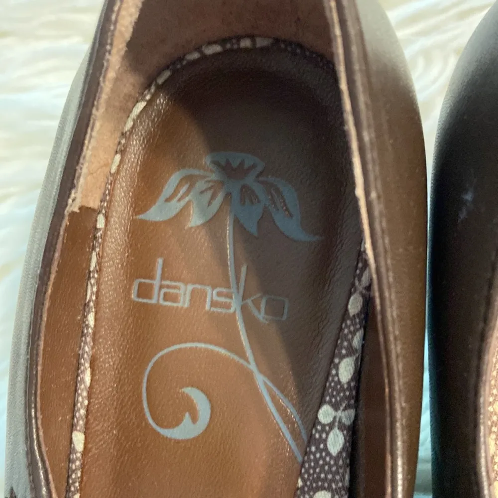 DANSKO Shoes size 41 brown color BNWOT - Image 5