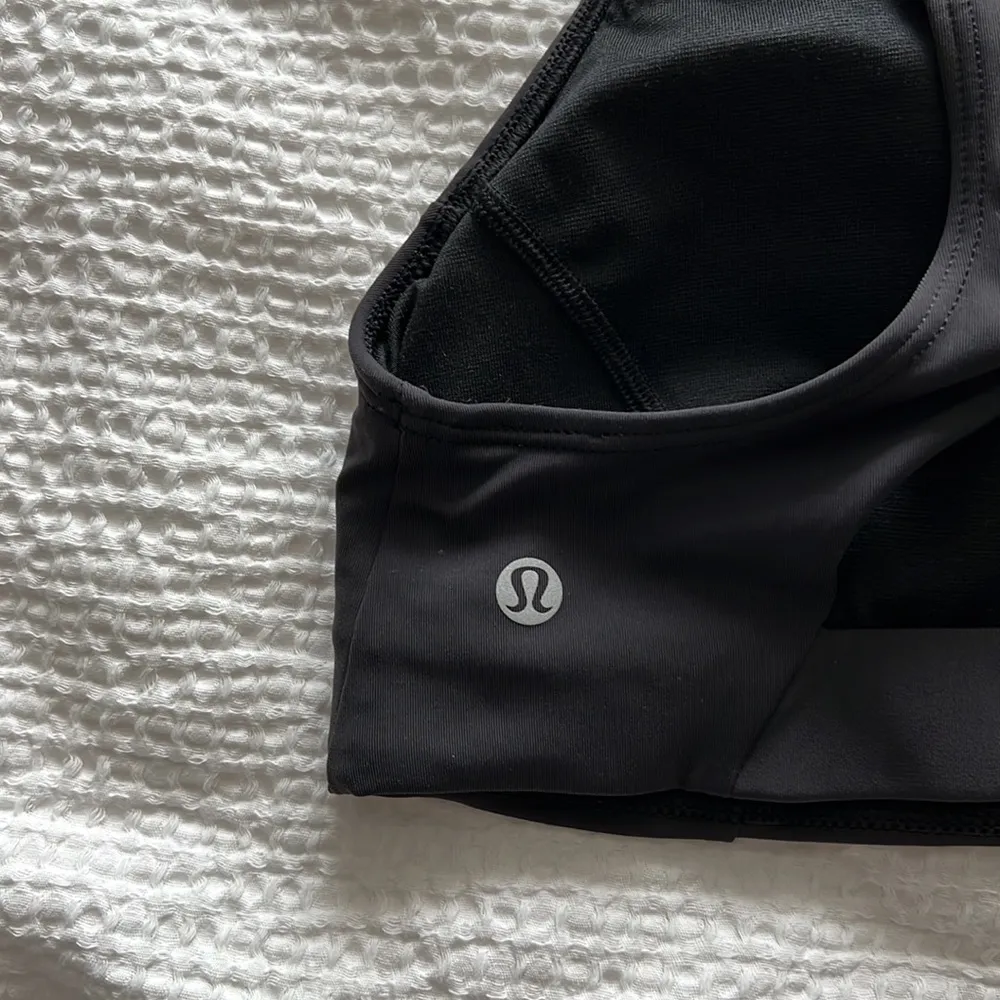 Lululemon Tough Train High-Neck Bra - Image 5