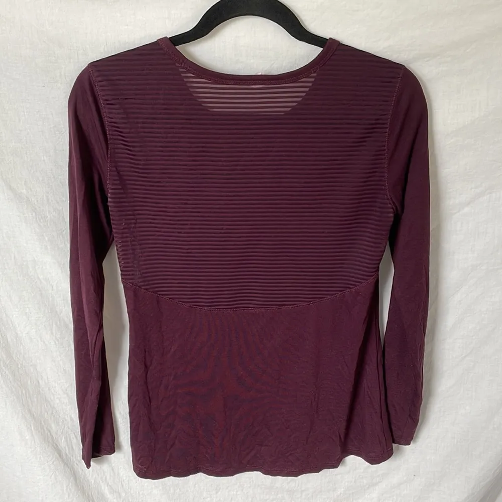 Old Navy Shirt Size S - Image 4