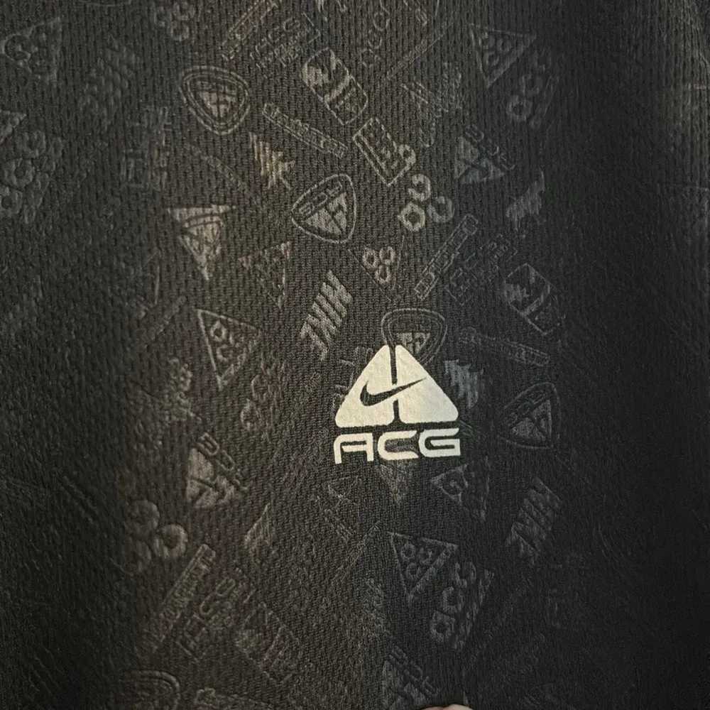 Nike ACG Long Sleeve Shirt Black Size L - Image 3