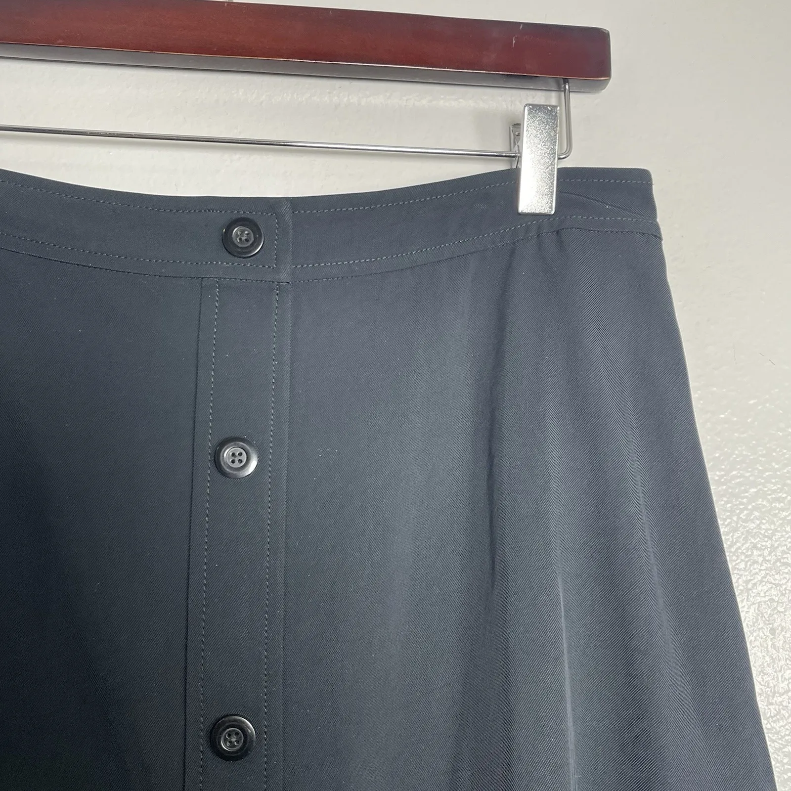 EVERLANE Swing Button Skirt Size 10 Black NEW Modern Minimalist Career Work - Image 5