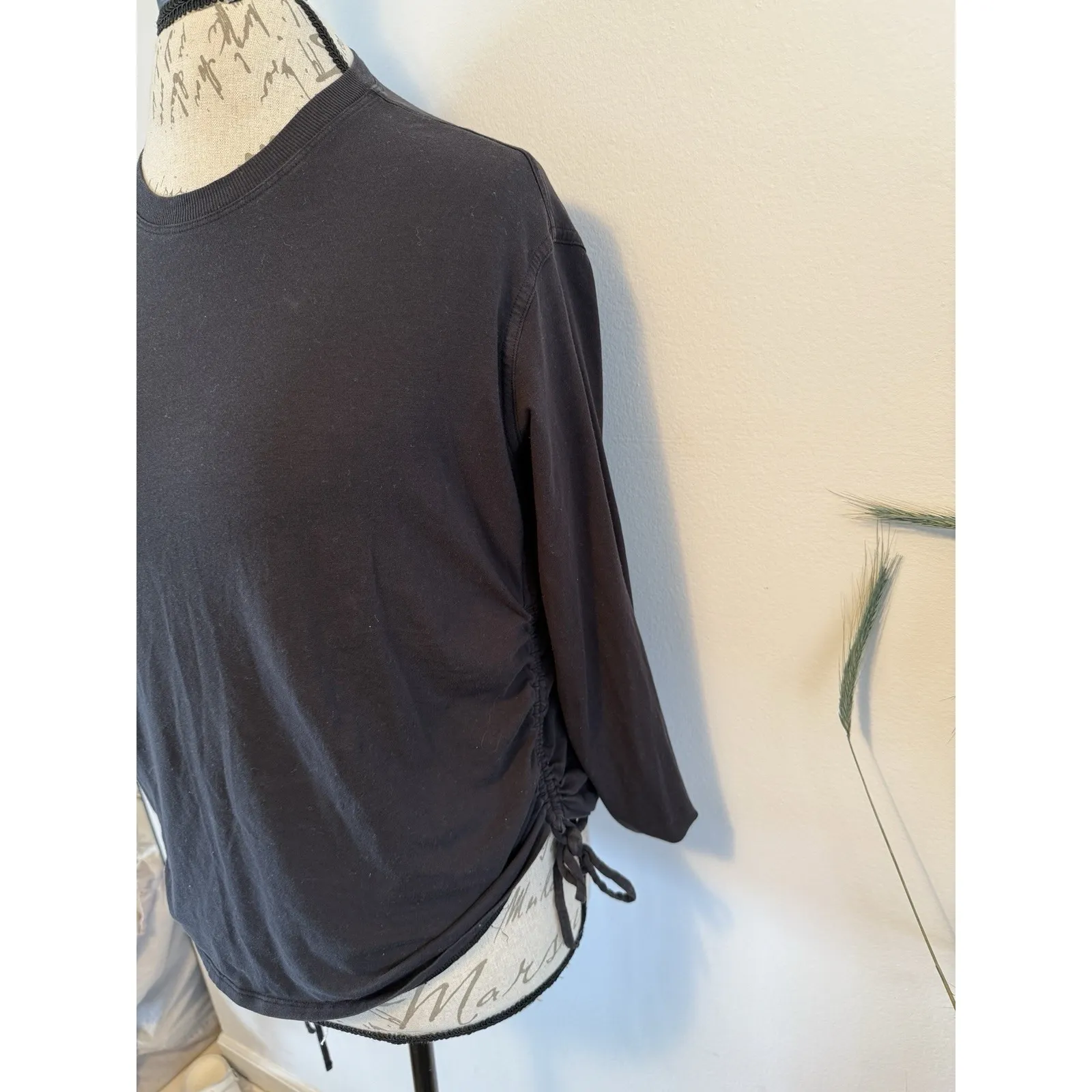 Lululemon Black Pima Cotton Side Cinch Long Sleeve Size‎ 6 - Image 3