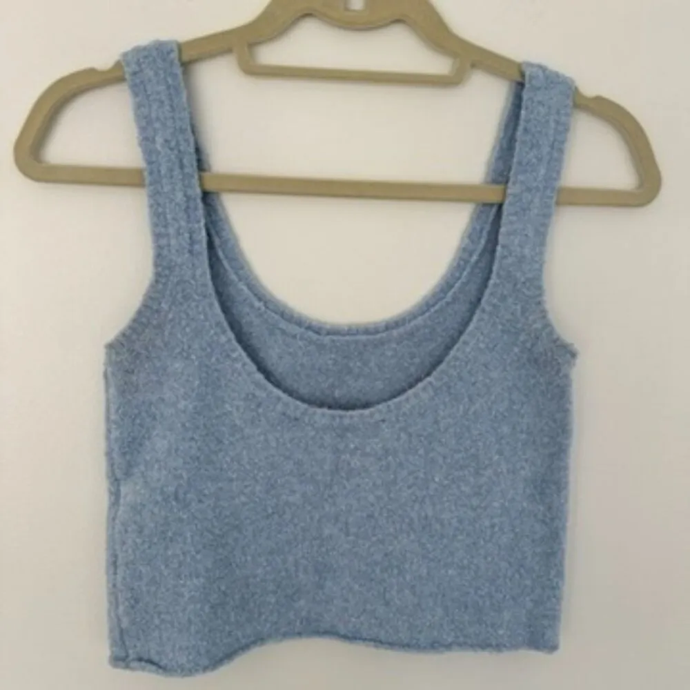Zara light blue boucle sweater tank cropped size S - Image 2