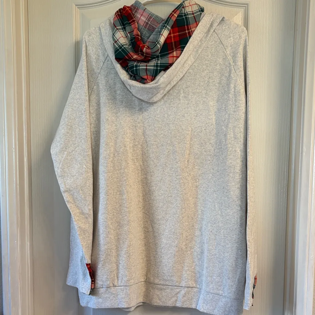 AMPERSAND AVE Gray Hoodie with Red and Green Plaid Size undefined - Image 3
