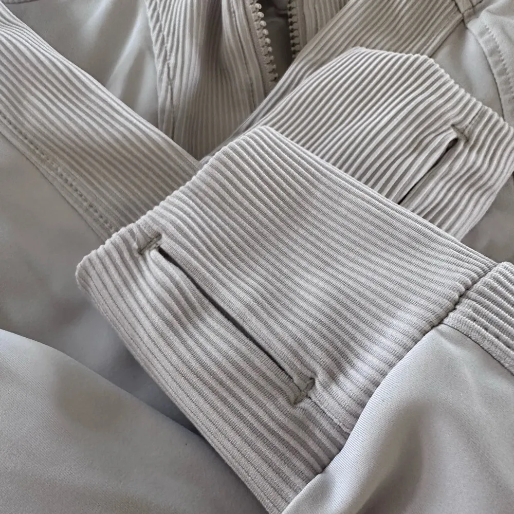 Workout Crop Jacket White Size XS - Image 2