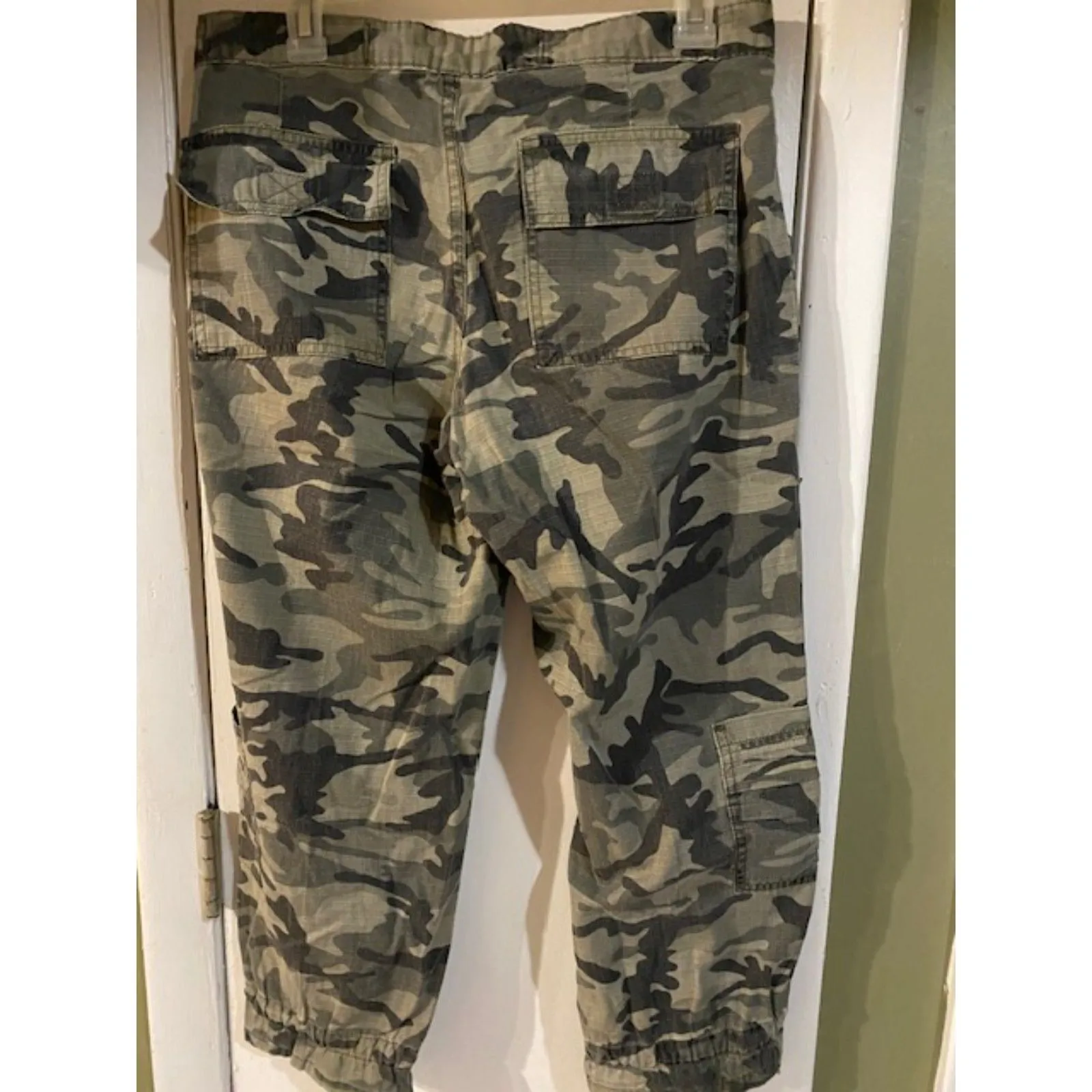 Jalate Capri cargo pants 7 Size undefined - Image 3