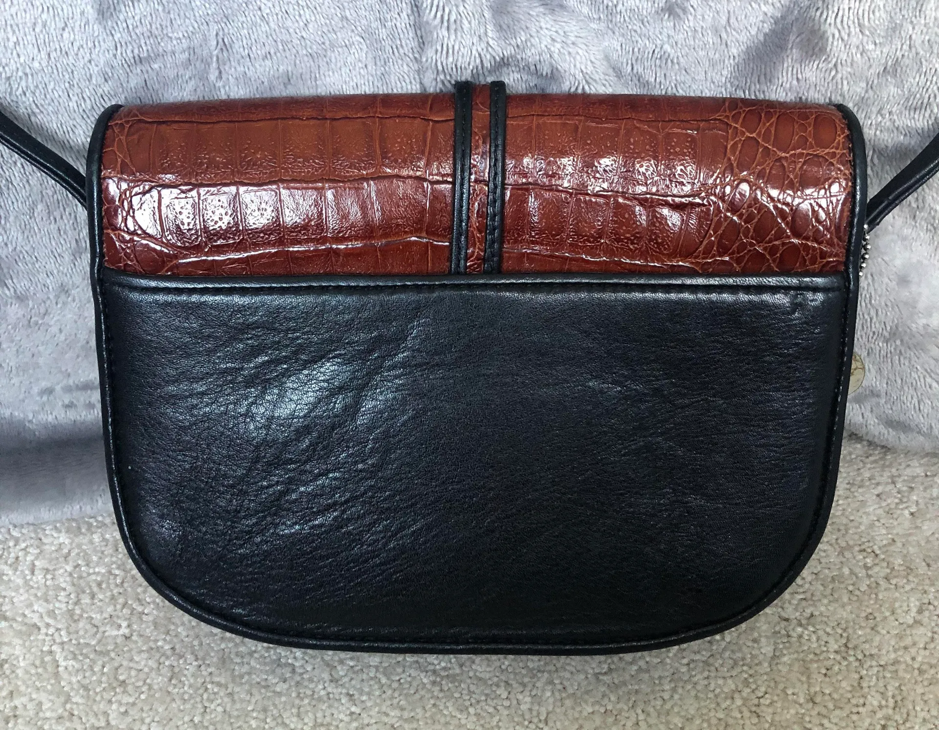 Vintage Leather Crossbody Bag - Image 2