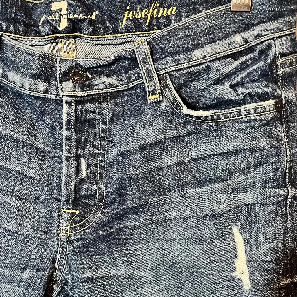 7 for all Mankind Josefina Boyfriend Skinny Slim Jeans size 28 distressed - Image 2