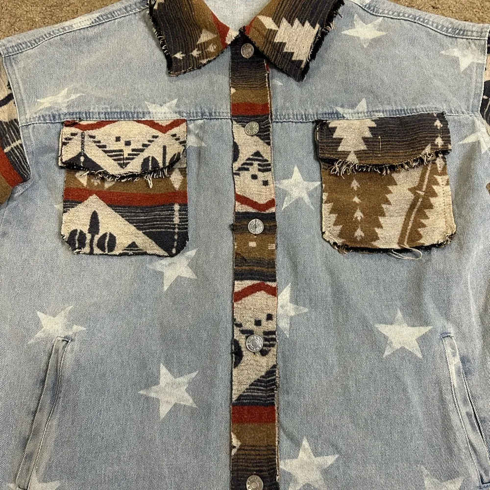 Ethinc Style Patchwork Star Print Raw Hem Denim Jacket Women’s Small - Image 3