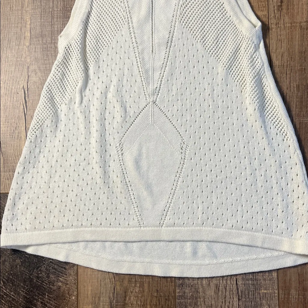 Cabi Women’s Cream Sleeveless Knit Sweater Tank Top Style 5136 Size Medium - Image 10