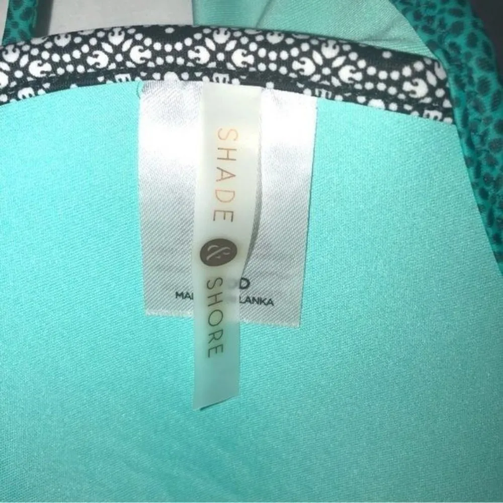 Shade & Shore Swim Bikini Top Size 34DD Blue Green Print Tassel Gold Beading - Image 5