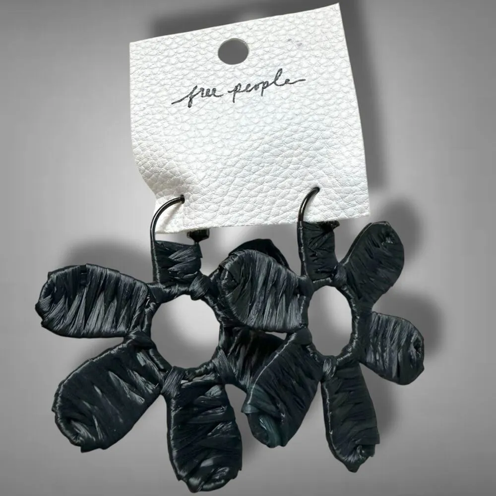 Free People Wendy Woven Flower Hoops Black NWT Bohemian Funky Raffia Earrings - Image 5