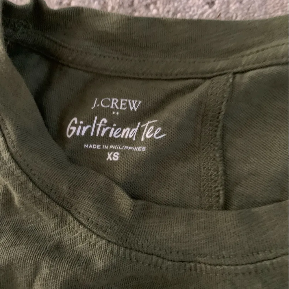 J crew girlfriend tee - Image 2