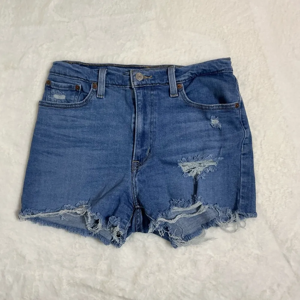 Y2K 90s, Signature by Levi Strauss Blue Jean Shorts High-Waisted Distressed - Image 3