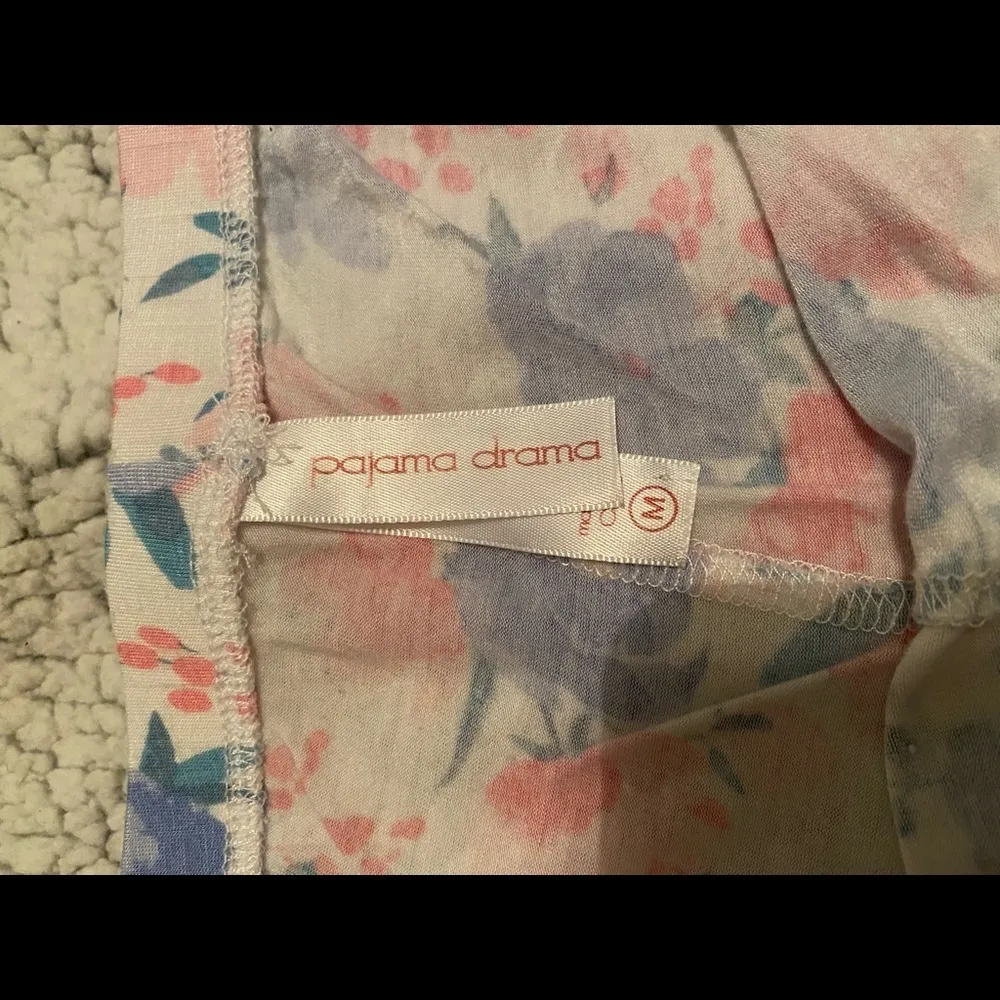 Floral Ruffled Sleep Shorts Size M - Image 4