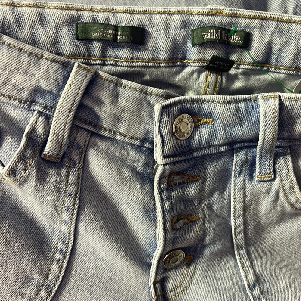 Wild Fable Low Rise Button Down Denim Jeans size 4 Bootcut - Image 2