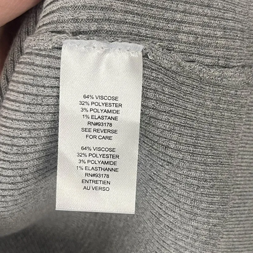 T Tahari Size Medium Grey Ribbed Soft Viscose V Long Sleeve Round Neck Sweater - Image 6