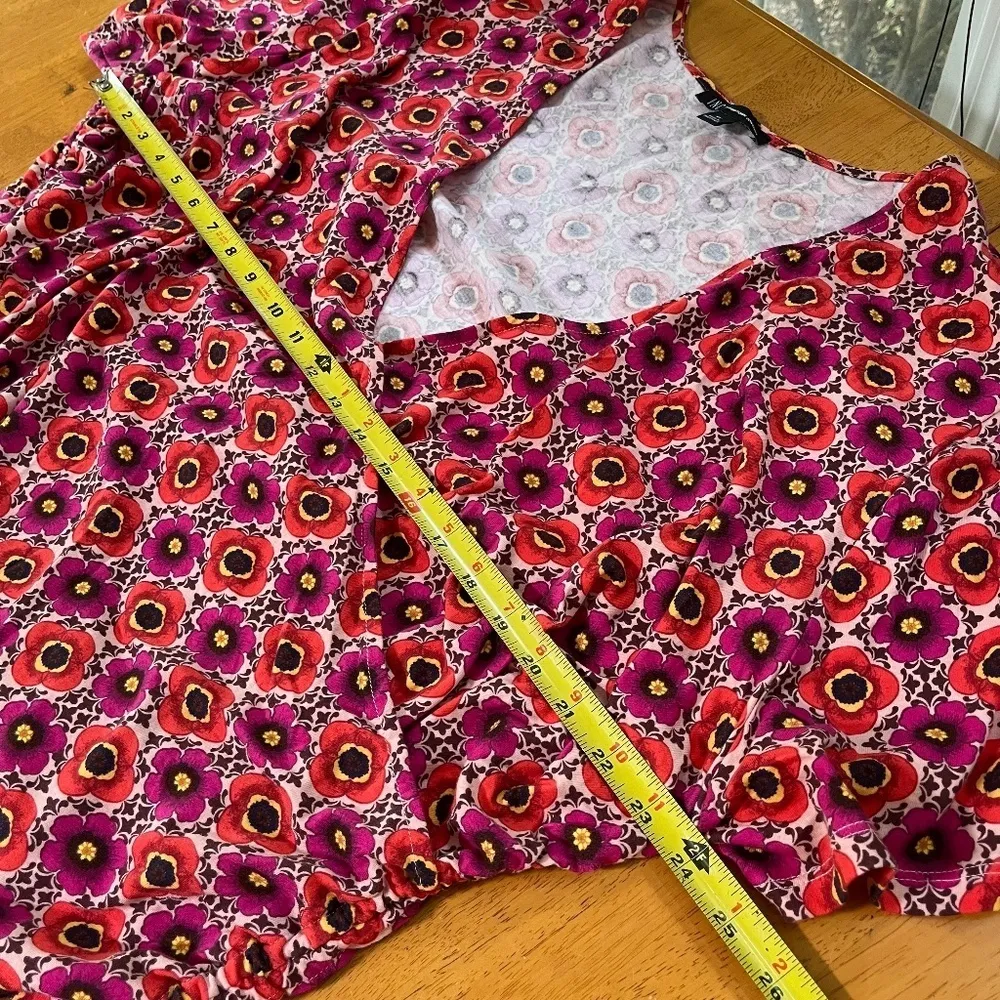 INC Pus Size 3XL Top Floral Geometric Surplice V Neck Cap Sleeve Ruched Stretch Red - Image 9